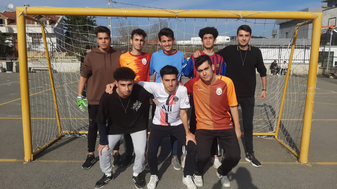 Futsal Turnuvası Şampiyonu 12A