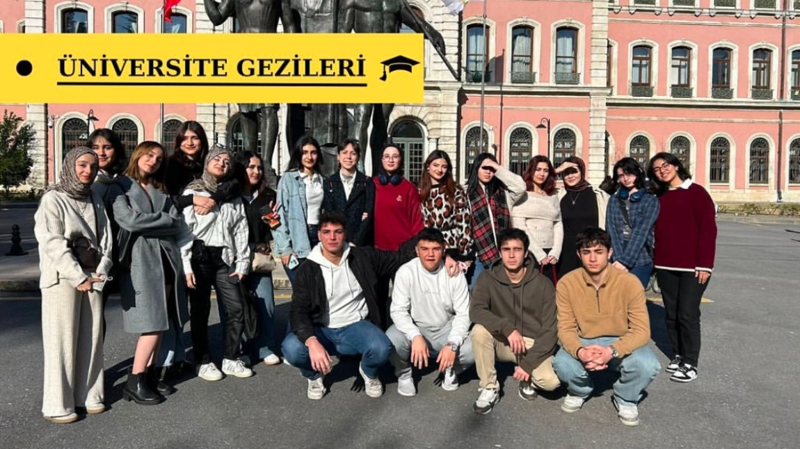 İstanbul Üniversitesi Beyazıt Kampüsüne Gezi Düzenledik.